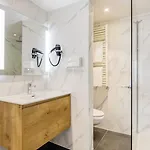 Hotel Ibis Styles Louise