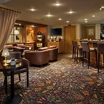 Le Chatelain Hotel
