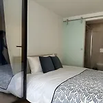 Room With Ensuite And Garden