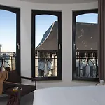 9Hotel Central