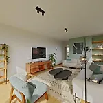Spacious And Unique 3Br With A Terrace