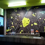 Brxxl 5 City Centre Hostel
