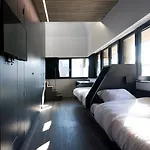 Sleep Well Youth Hostel