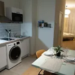 Studio 1 Cosy Avenue Louise