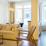 South - Cosy * Brussel