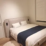 Louise Luxe Stay In Central Brussels