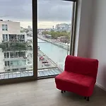 Floor Luxury With Spectacular Water Views Brussel