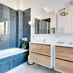Aparthotel Newton Boutique Residences - Eu Area