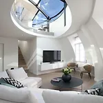 Triplex Penthouse In The Center Brussels