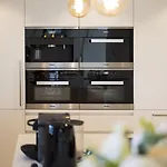 Aparthotel Triplex Penthouse In The Center Brussels