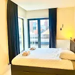 Elegant Central Apartment Quiet And Bright