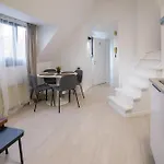 Luxembourg 6