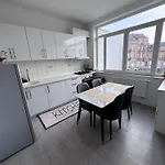 Appartement Deux Chambres Pres De Atomium