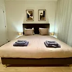 The Twin Suites Apartment