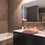 Romantics Rooms In Brussels Sky