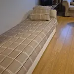 Les Pieds A La Grande Place