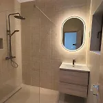 Le Goujons - New Apartment Near Midi Station