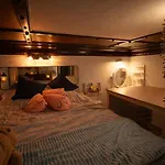 Appartement Magical Double Bedroom Duplex Brussel