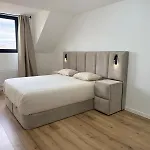 Skyline Duplex Brussels Parking Fibre Modernite