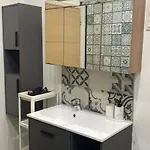 Modern In Molenbeek-saint-jean / 77 M² / Parking Brussel