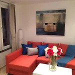 Central Brussel - Steps Grand Place - Local Vibrant Neighbourhood