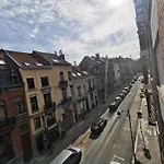 European heart 2-bedroom flat.