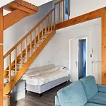 Charming Entire Duplex Apartment For 5 In Saint-Gilles,