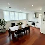 Rooms At Universite Libre De Bruxelles