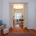 Euro Edens Cosy Historic Home In Brussels Jacuzzi, Garden, Central Location