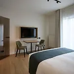 Georges Henri Aparthotel