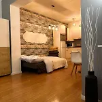 The Cozy Louise Nest