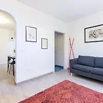 Apartment Over Two Floors For 5 Guests Near Midi & Grand Place