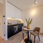 Stay At Brussels Studio Apartment
