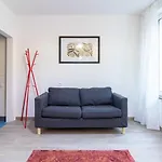 Apartment Over Two Floors For 5 Guests Near Midi & Grand Place