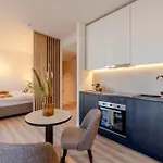 Stay At Brussels Studio Apartment