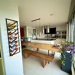 Vaste Et Somptueux Appartement A Bruxelles