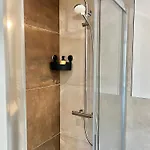 Chic & Bright Near Montgomery