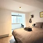 Elegant Central Apartment - Next From Grand Place, Netflix & Comfort