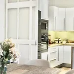 Spacious Terrace Apartment In The Heart Of Brussels