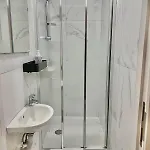 Spacious For 6 Near Center Of Appartement *