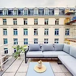Studio Centre Bruxelles Avec Grand Balcon Pour 2Personnes