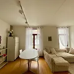 Cozy Apartment In Brussels City Center Matonge District