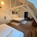 Les Chambres Du Vaudeville