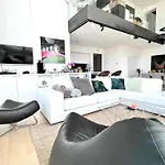 Room Suite Penthouse Brussels Skyline Penthouse Suite 220 M2 Suite Room Of Refined Elegance Bed & Breakfast