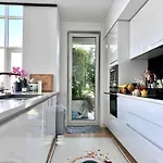Room Suite Penthouse Brussels Skyline Penthouse Suite 220 M2 Suite Room Of Refined Elegance Bed & Breakfast