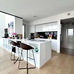 Room Suite Penthouse Brussels Skyline Penthouse Suite 220 M2 Suite Room Of Refined Elegance Bed & Breakfast 3*
