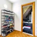 & Wellness Area Jacuzzi Sauna Massage Table Brussels
