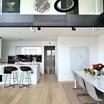 Skyline Luxury Penthouse In 220 M2 Of Elegance Bed & Breakfast 4*
