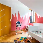 Villa & Wellness Area Jacuzzi Sauna Massage Table