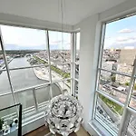 Skyline Luxury Penthouse In 220 M2 Of Elegance Bed & Breakfast